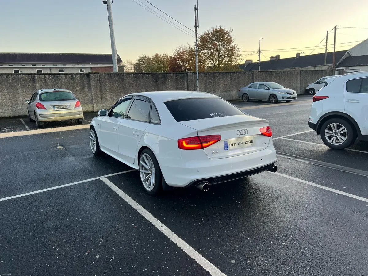 2014 Audi A4 - Image 4
