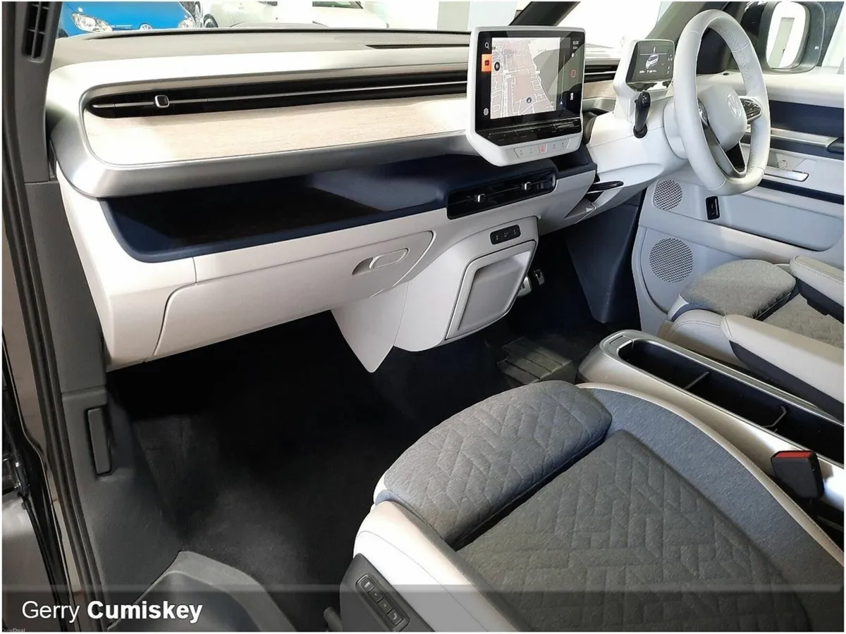 Volkswagen ID.Buzz  MAX 77KWH 204BHP - Image 3