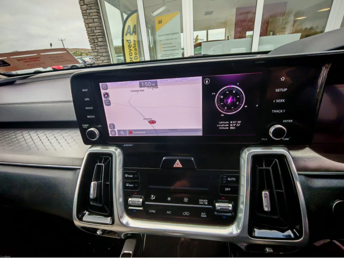 KIA SORENTO PHEV K4 5DR AUTO - Image 2