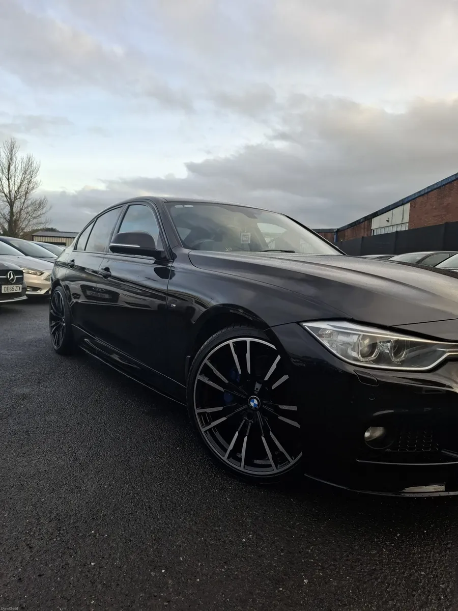 2015 how 320 msport - Image 4