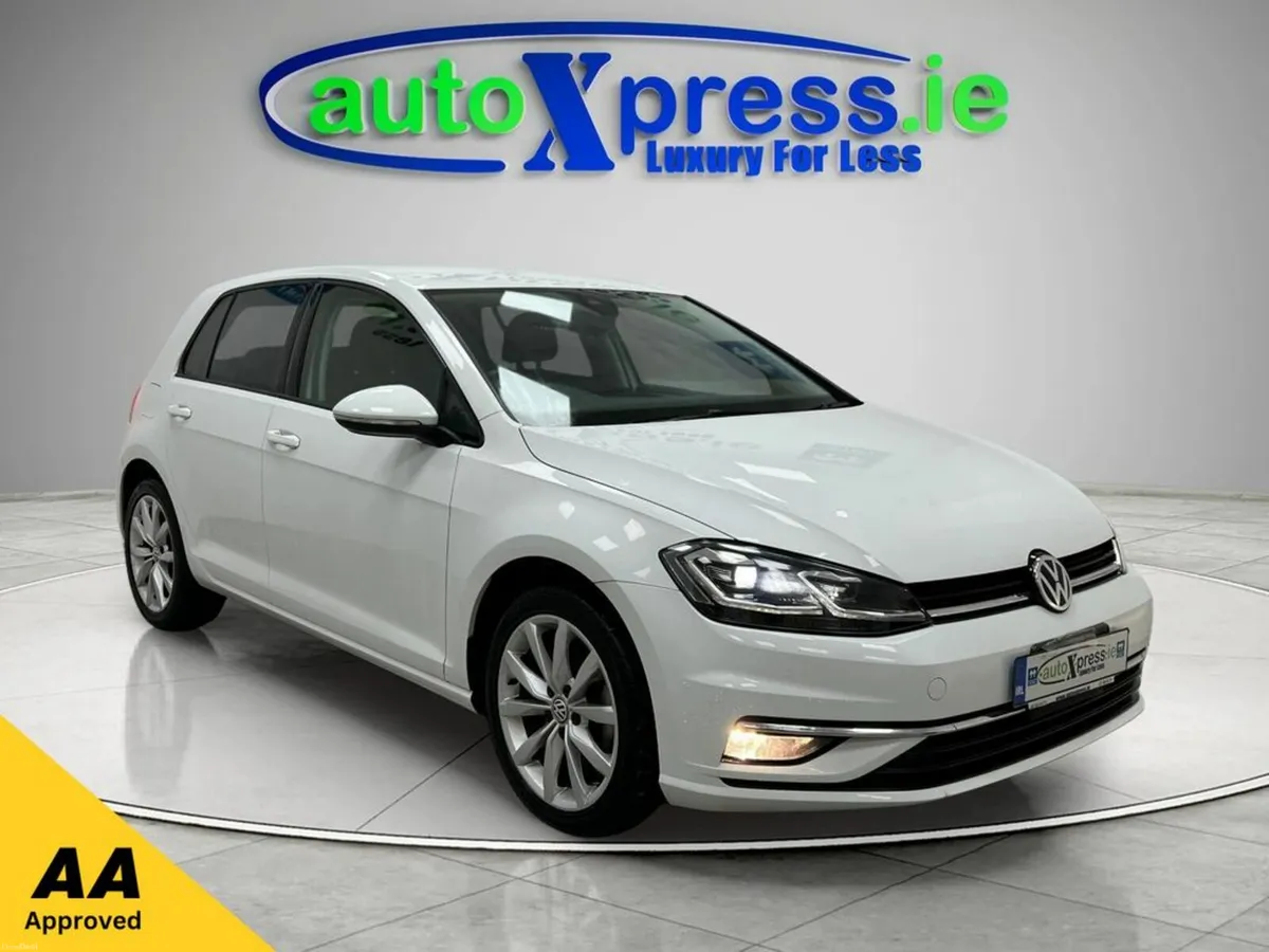 Volkswagen Golf 1.2 TSI Automatic, Reversing camer - Image 1
