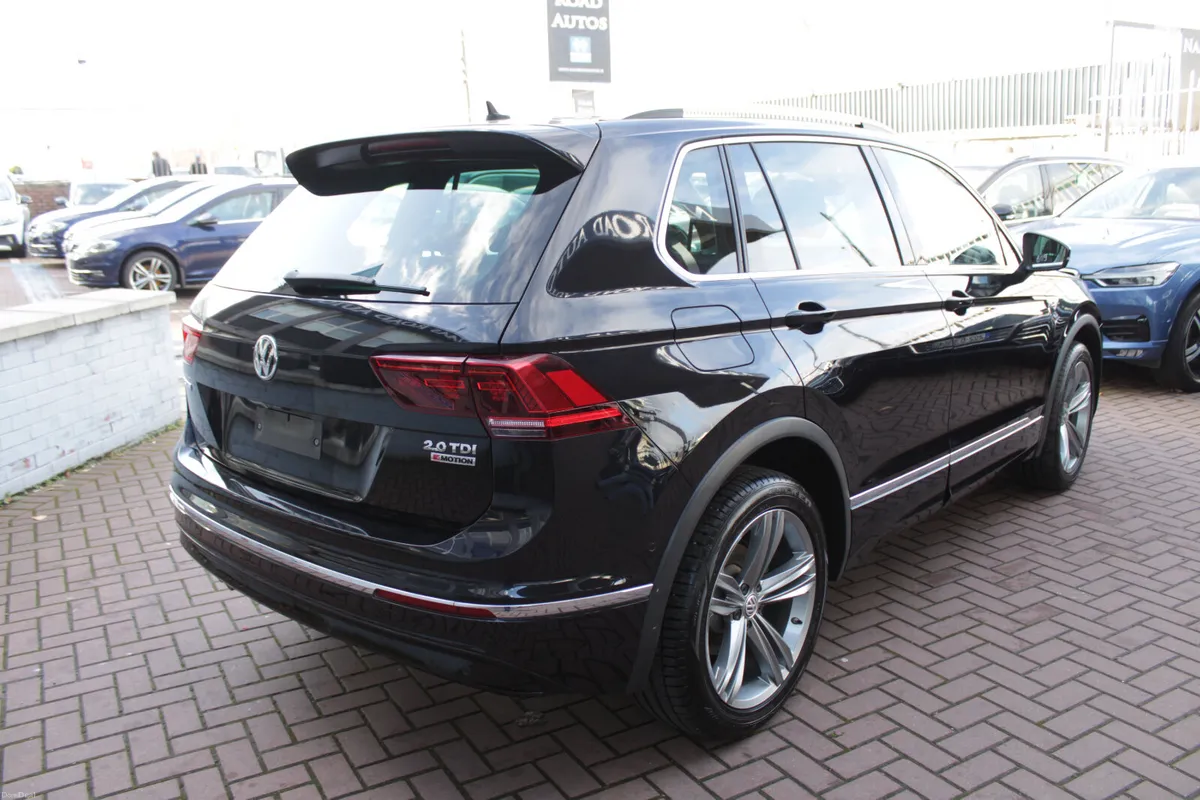 2.0TDI 150BHP R-LINE EDITION 4 MOTION  AUTOMATIC / - Image 4