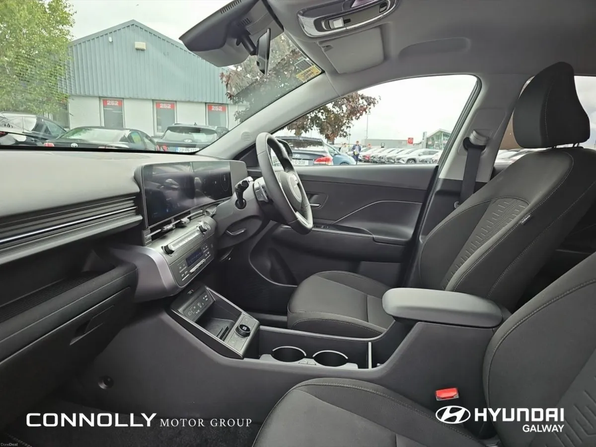Hyundai KONA ELEGANCE 1.6 HEV AUTO ** ORDER NOW FO - Image 5