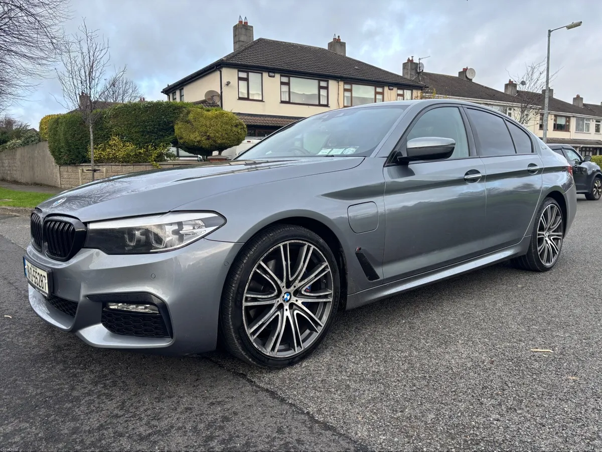 181 BMW 530E MSPORT - Image 2