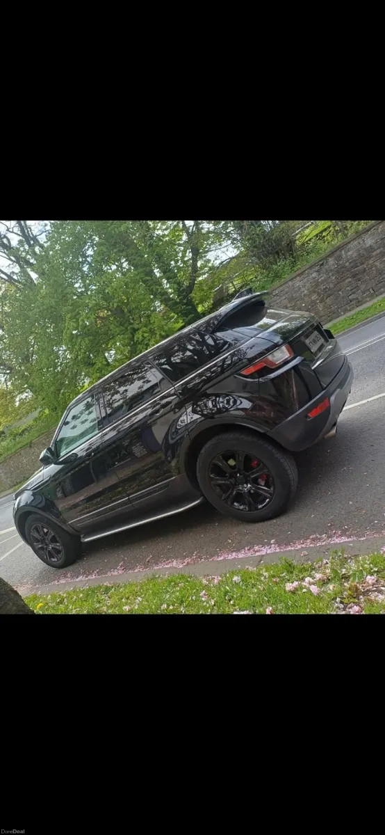Land Rover Range Rover Evoque  2017 High Spec - Image 3