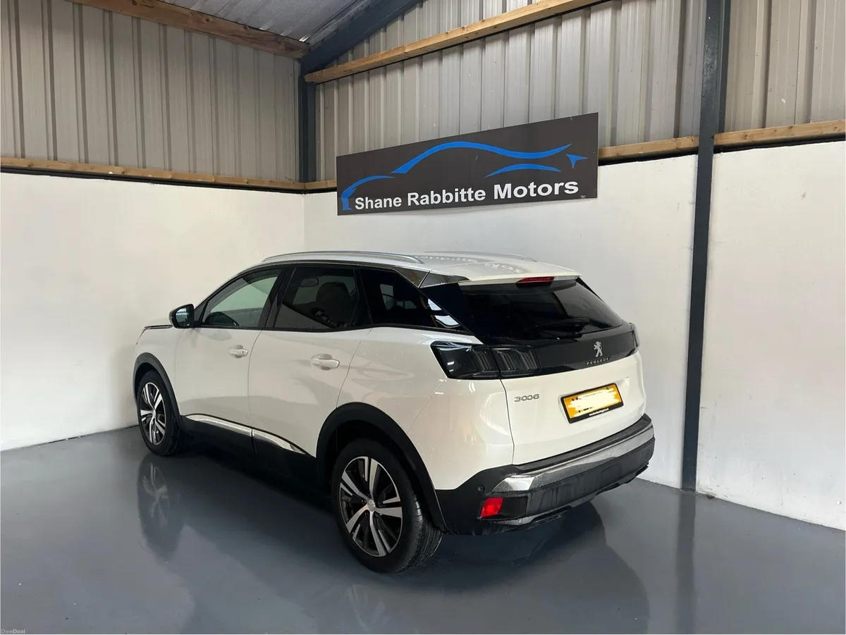 221 PEUGEOT 3008 1.5hdi ALLURE - Image 6