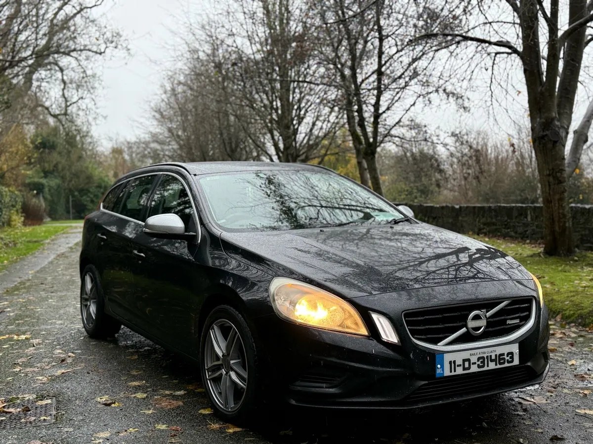 2011 Volvo V60 R Design Auto 2.0 - Image 2