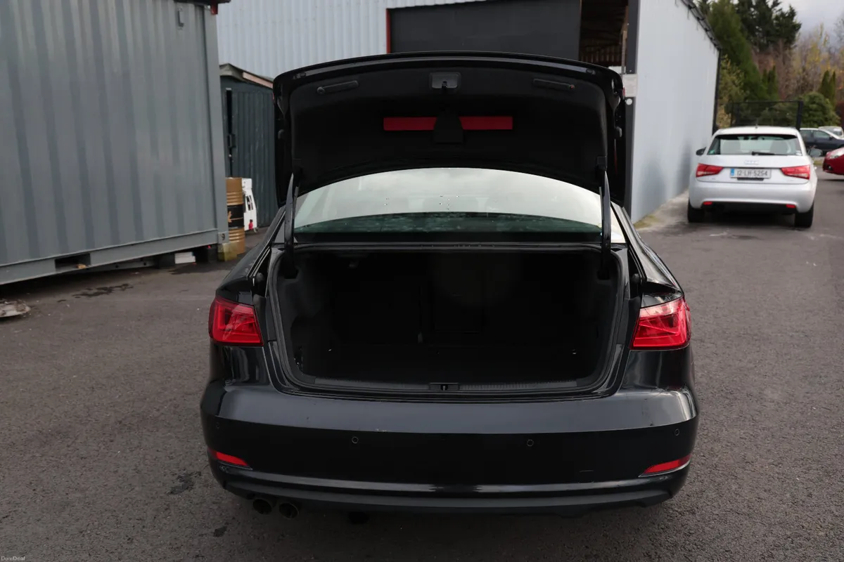 AUDI A3 2014 BLACK - Image 5