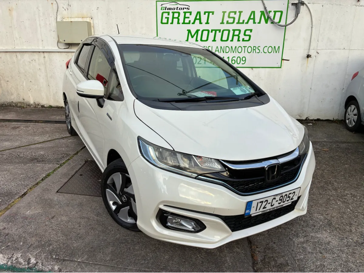Honda Fit 1.5i Petrol Hybrid Automatic - Image 1