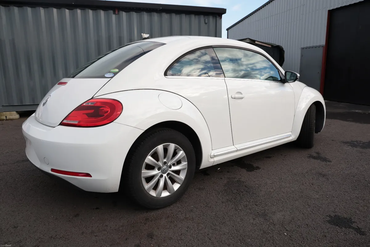 VOLKSWAGON BEETLE 2014 WHITE - Image 3