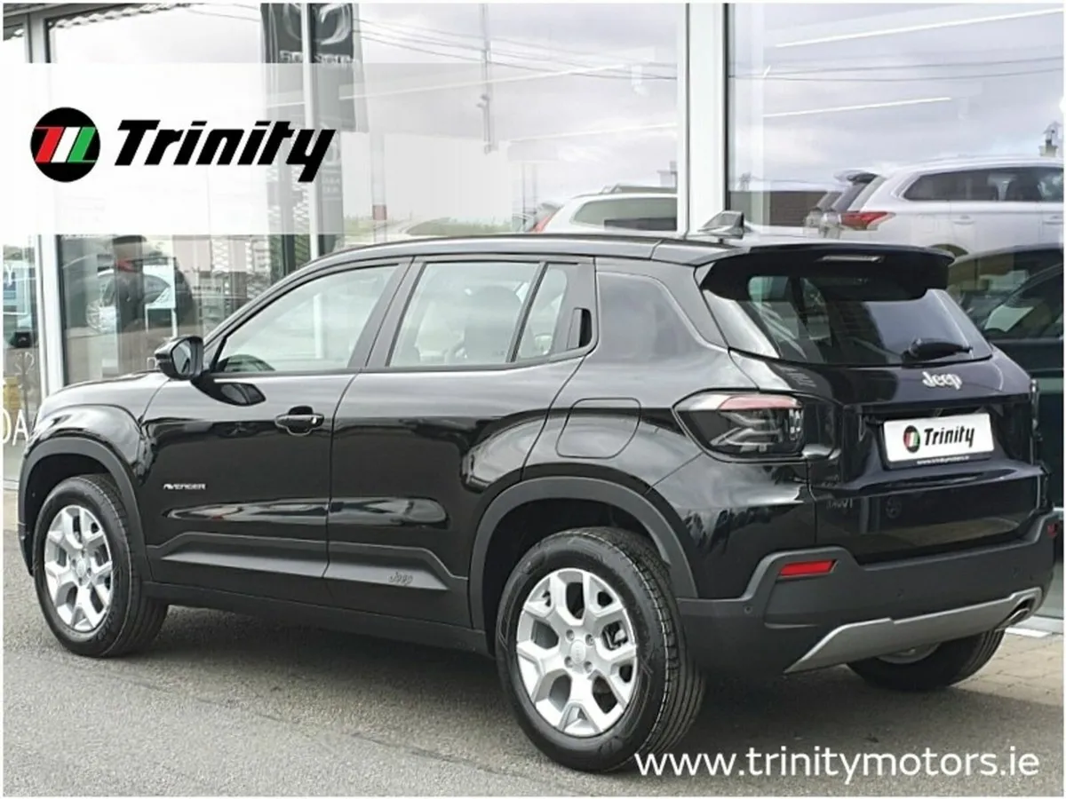 Jeep Avenger ** ALTITUDE 1.2 100BHP ** EUROPEAN CA - Image 3