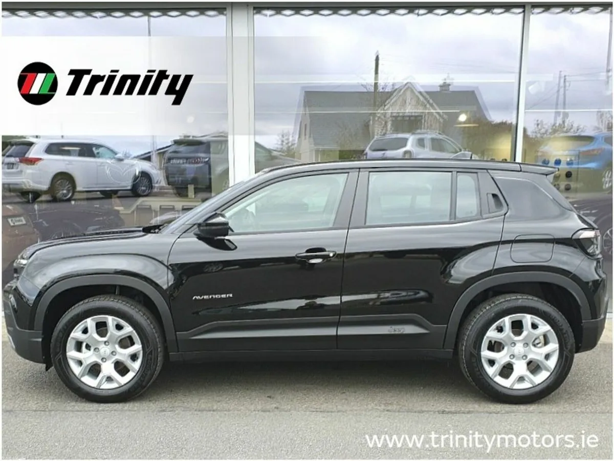 Jeep Avenger ** ALTITUDE 1.2 100BHP ** EUROPEAN CA - Image 5