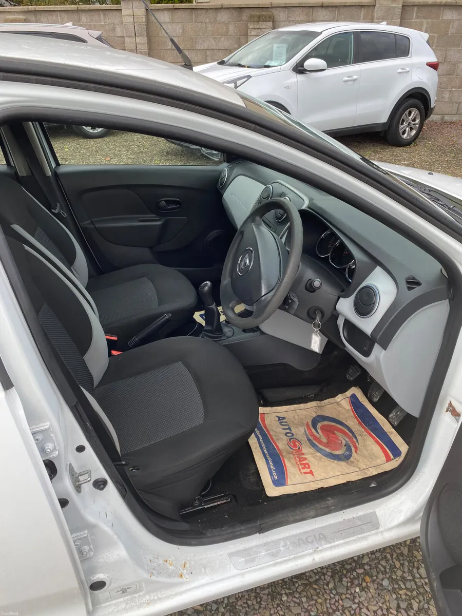 Dacia Sandero 2014 - Image 6