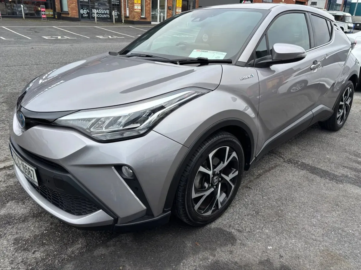 2022 Toyota C-HR 1.8 HYBRID SPORT BITONE - Image 2