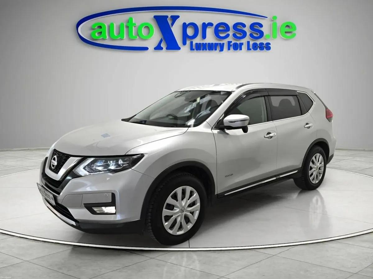 Nissan X-Trail 2.0 Hybrid Automatic - Image 3