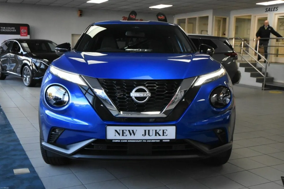 Nissan Juke 1.6 Hybrid SV Premium @ Cabra Cars - Image 5