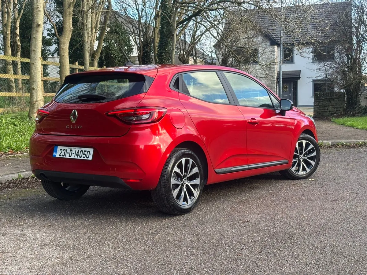 2023 RENAULT CLIO 1.0 EVOLUTION - Image 4