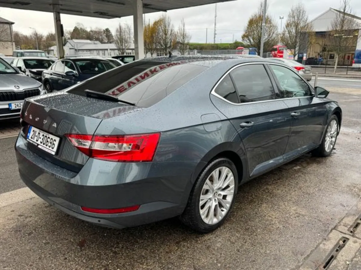 Skoda Superb STY 2.0tdi 150HP DSG 5DR Auto - Image 3