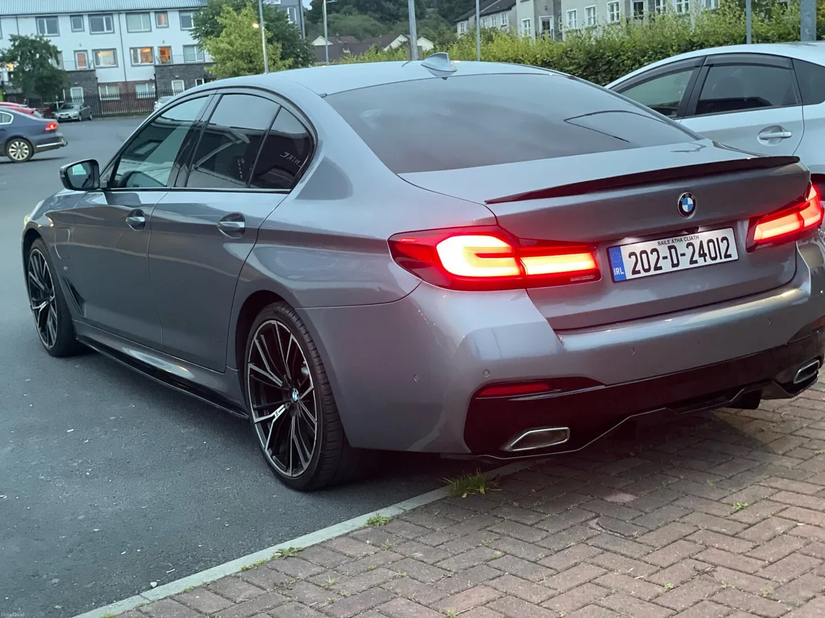 ** Stunning! BMW LCi 530e M sport ** - Image 3