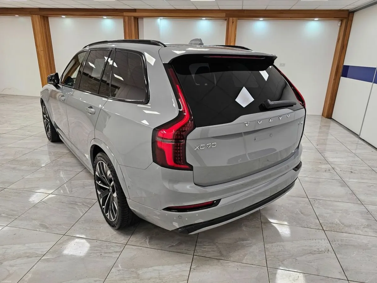 Volvo XC90 ULTRA MODEL ! - Image 5
