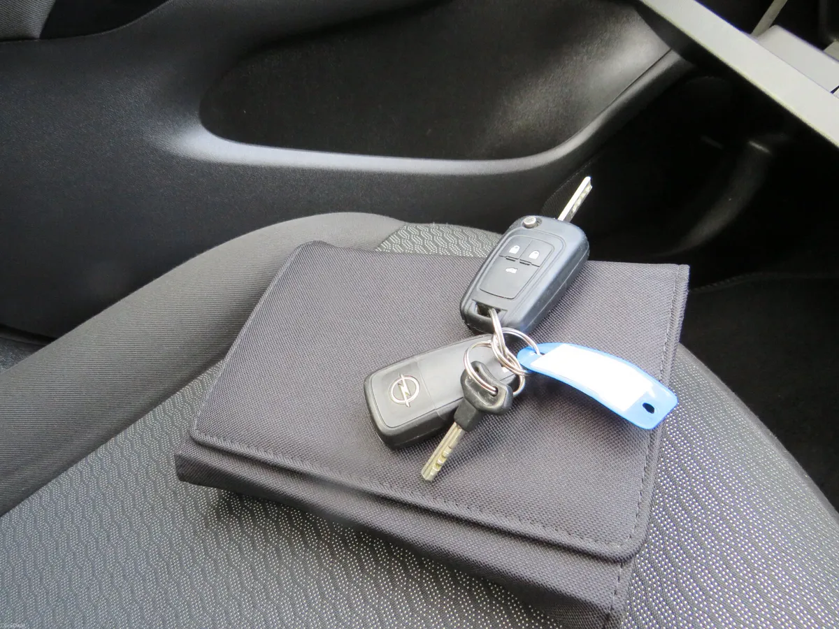 Opel Corsa 2017 5DR LOW MILEAGE PETROL CAR - Image 2