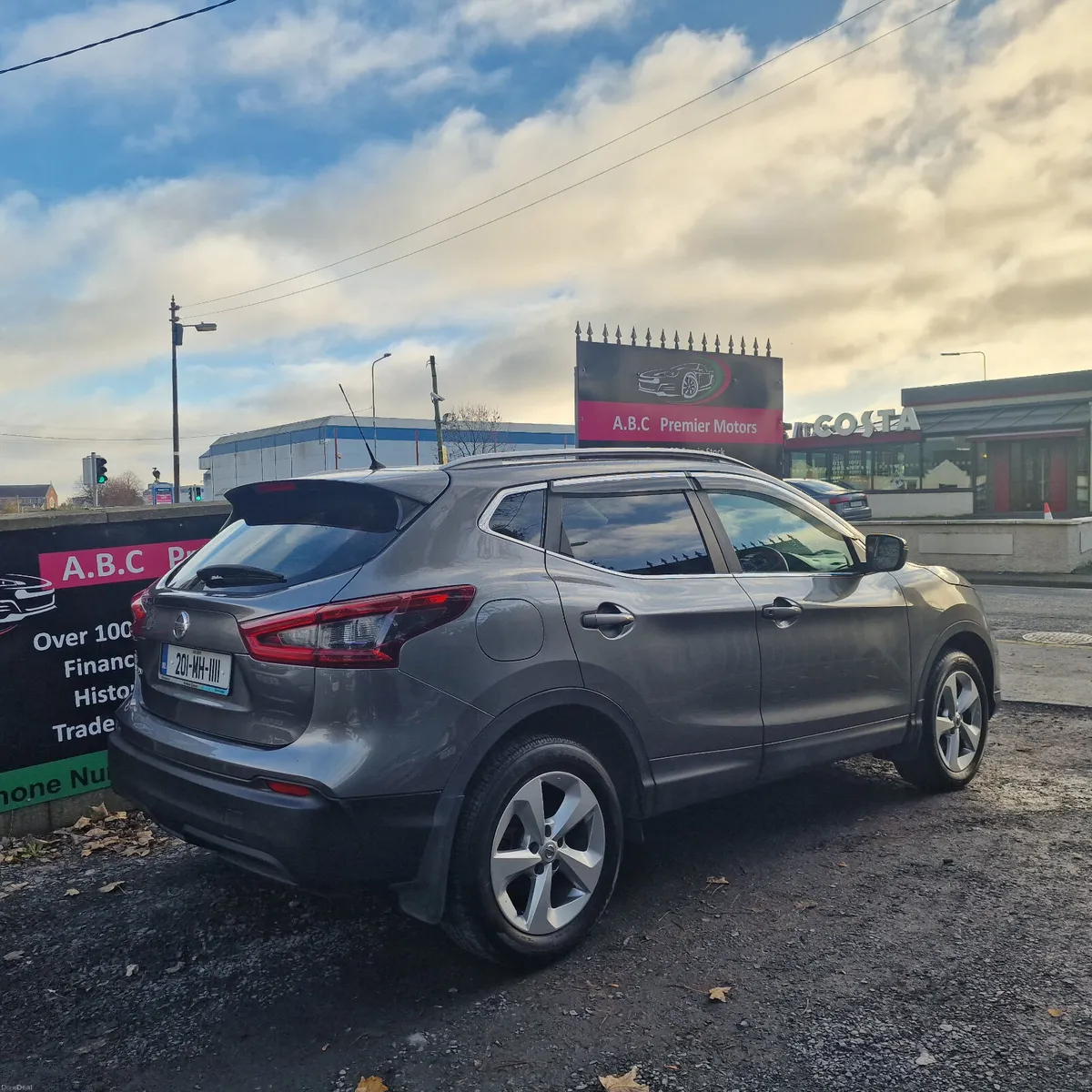 Nissan Qashqai 2020 New Nct 01/28 - Image 3