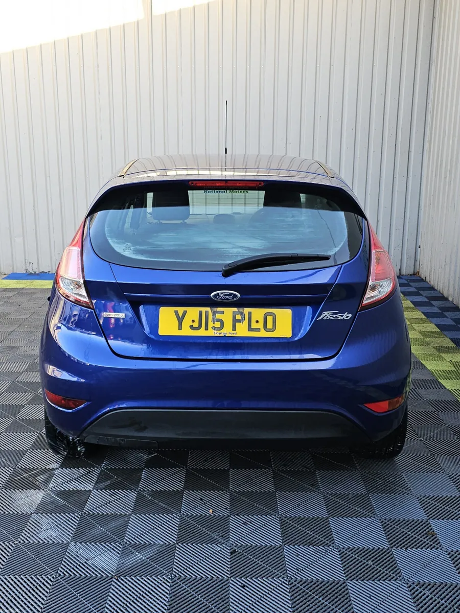 2015 Ford Fiesta 1.0 Petrol ZETEC - Image 4