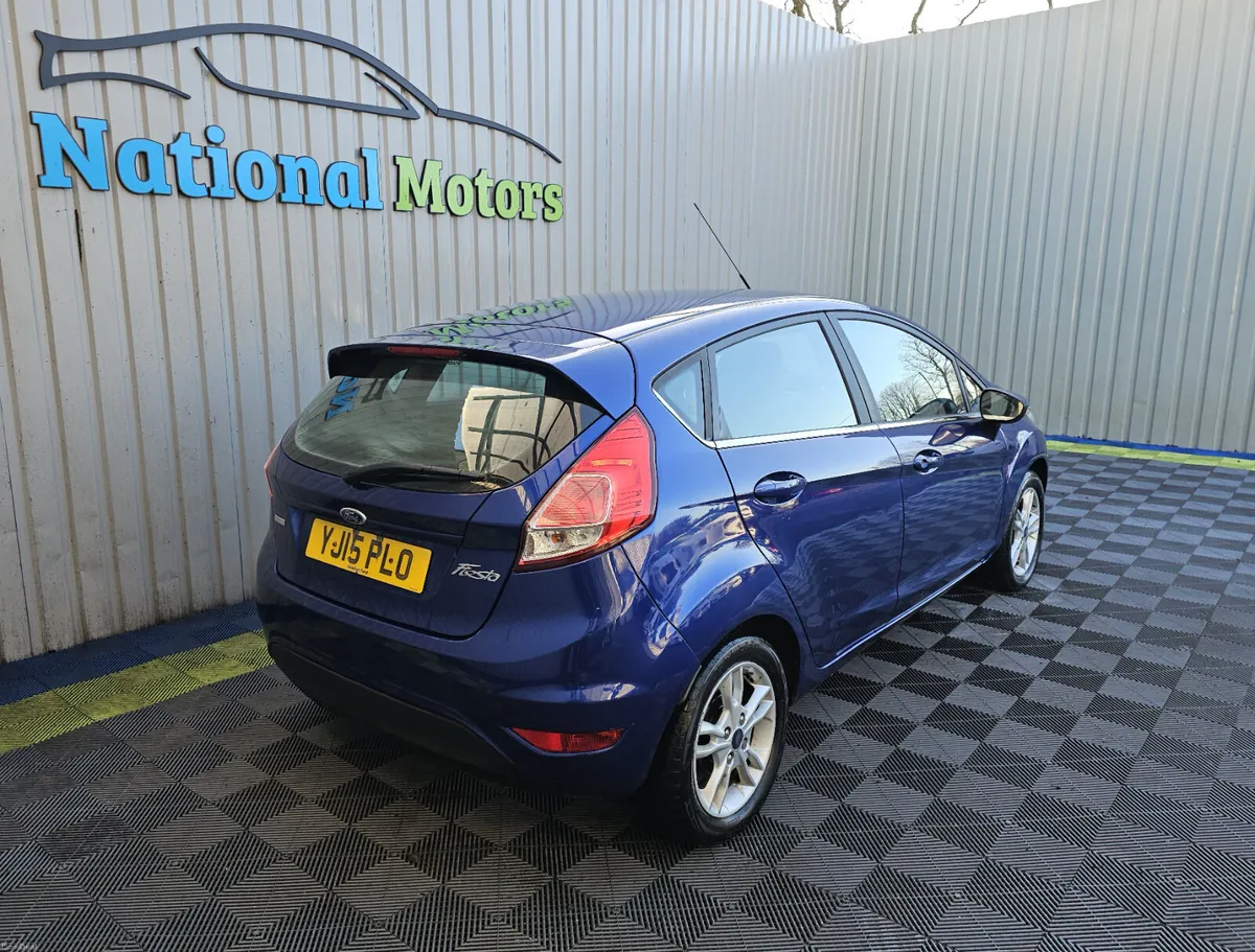 2015 Ford Fiesta 1.0 Petrol ZETEC - Image 3