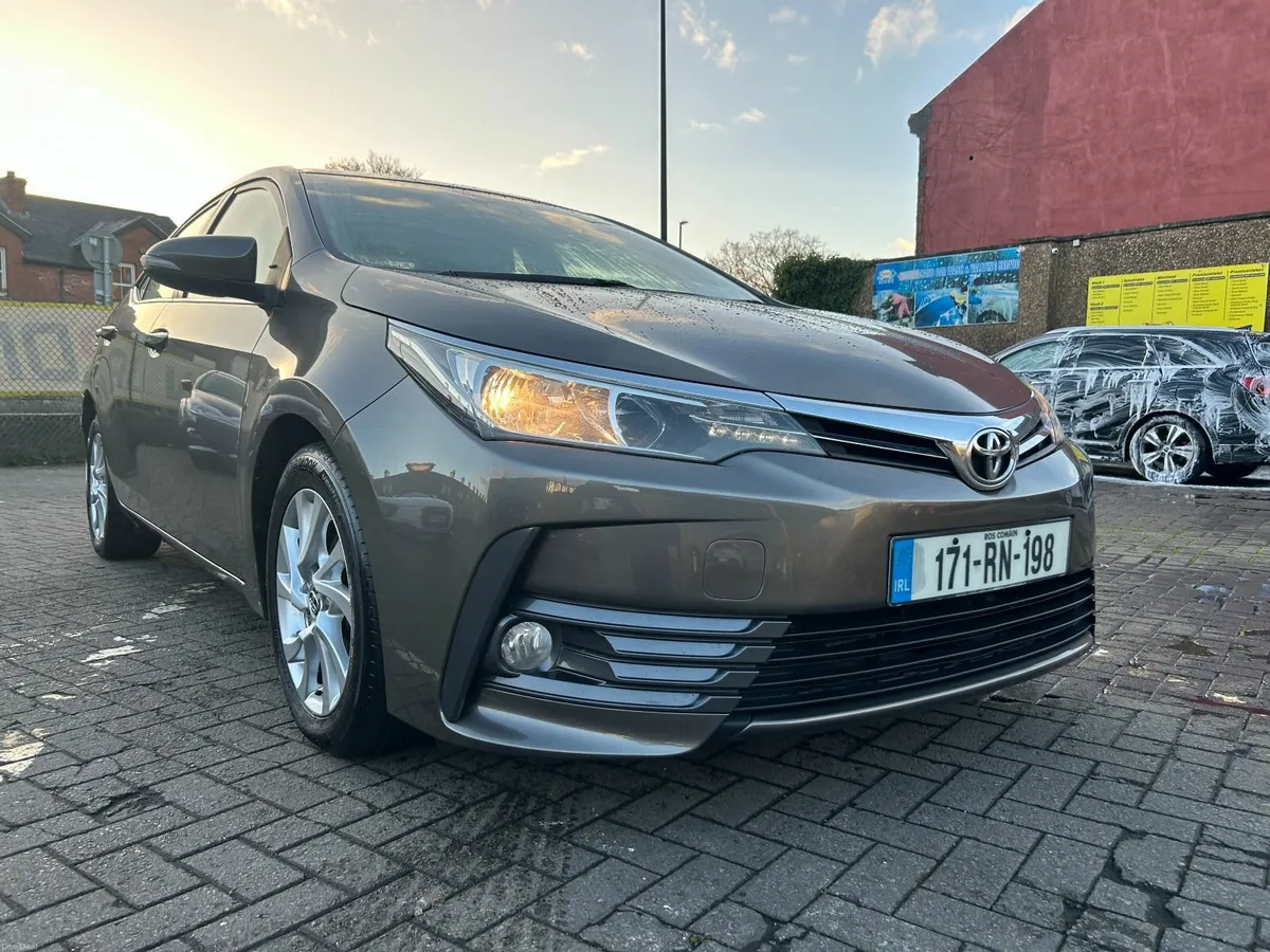 Toyota Corolla 2017 1.4D4D NCT01/27 - Image 4