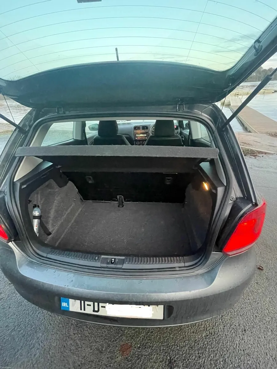 Volkswagen Polo 2011 - Image 4