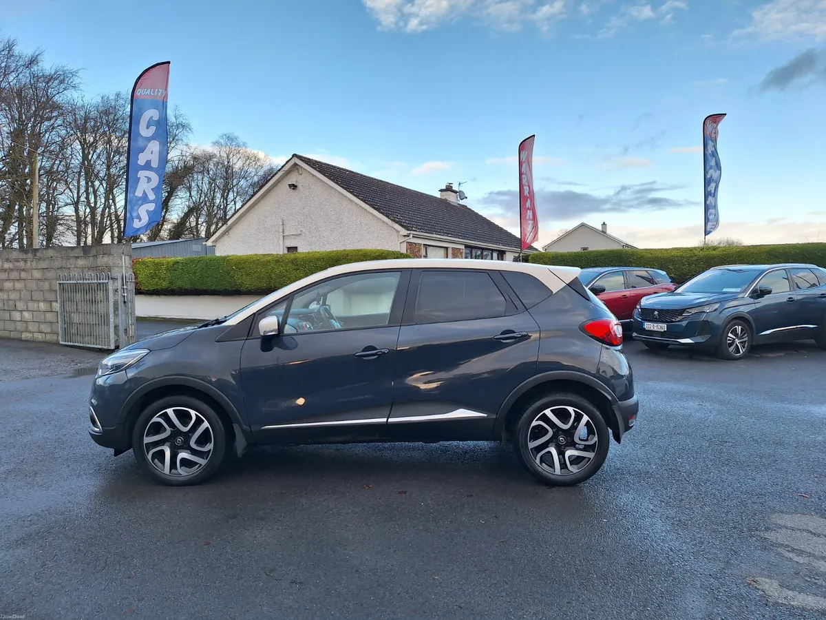 Renault Captur SIGNATURE NAV X *Leather/Heated Sea - Image 4