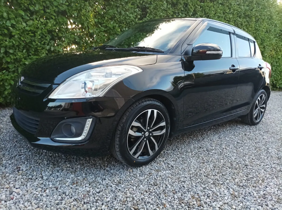 IMMACULATE HIGH SPEC SUZUKI SWIFT 1.2 AUTO, 2016 - Image 1