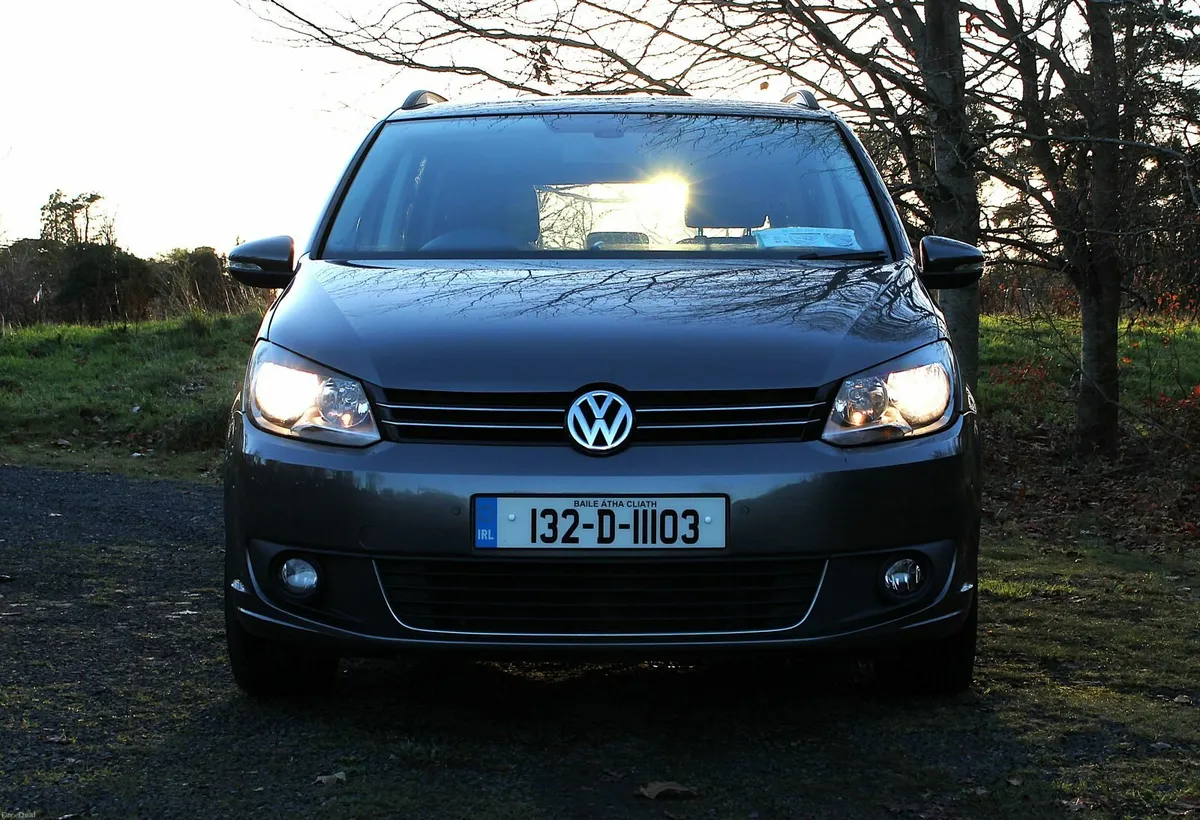 VW Touran CL  AUTO/7 SEATER***NOW GONE*** - Image 2