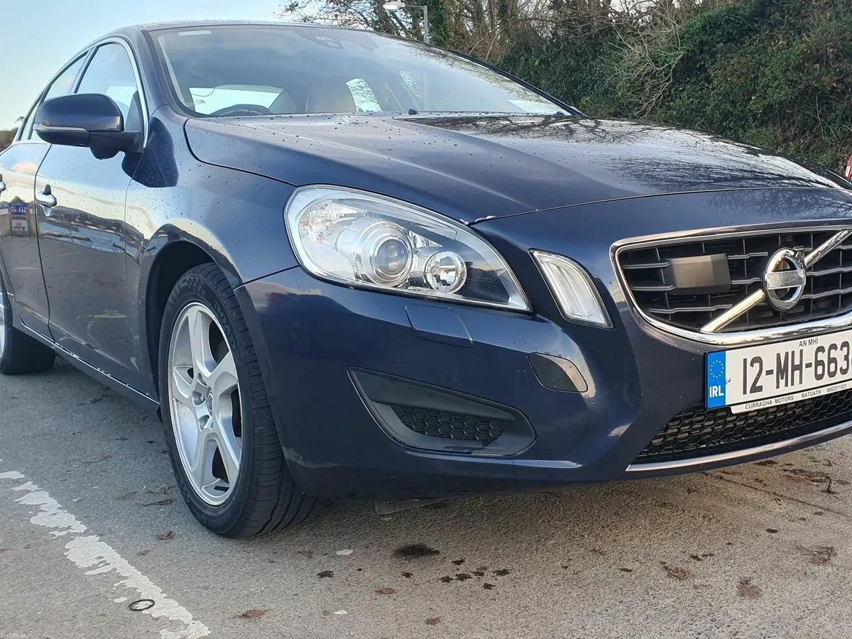 Volvo S60II 2012 petrol automatic 1.6 Turbo Drive - Image 3