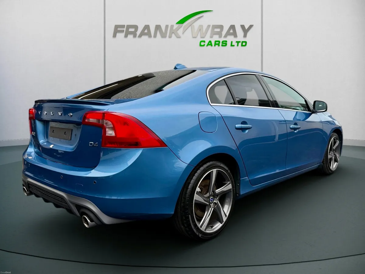 2015 VOLVO S60 R-DESIGN D4 *HALF LEATHER*SAT NAV* - Image 5