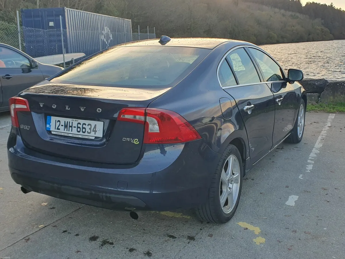 Volvo S60II 2012 petrol automatic 1.6 Turbo Drive - Image 4