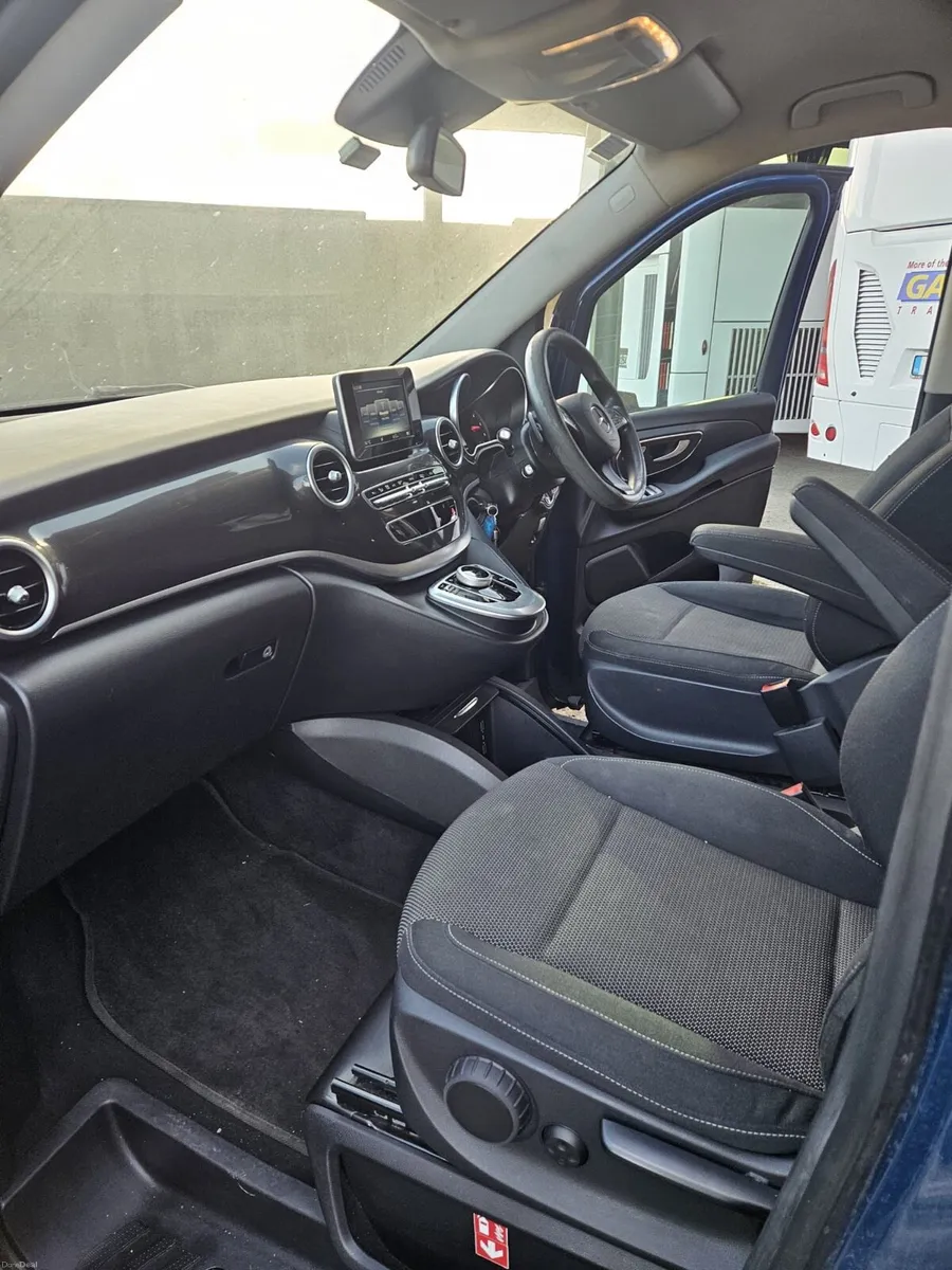 Mercedes V200 - Image 4