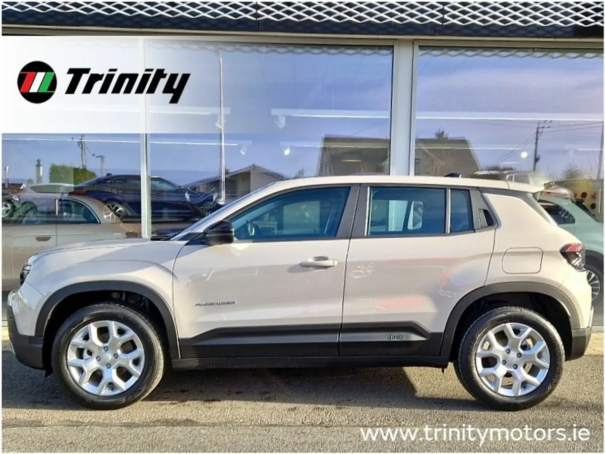 Jeep Avenger ** ALTITUDE 1.2 100BHP ** EUROPEAN CA - Image 5