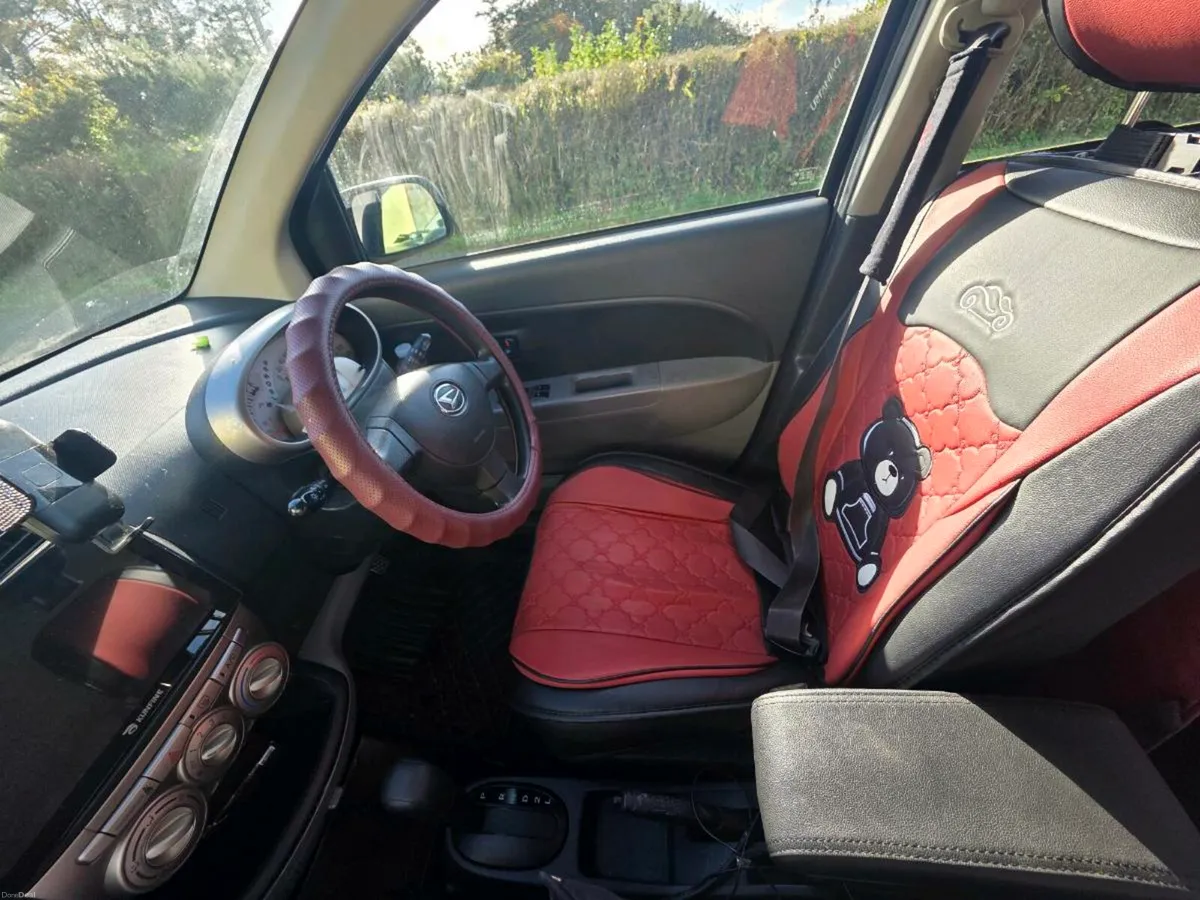 Daihatsu sirion - Image 3