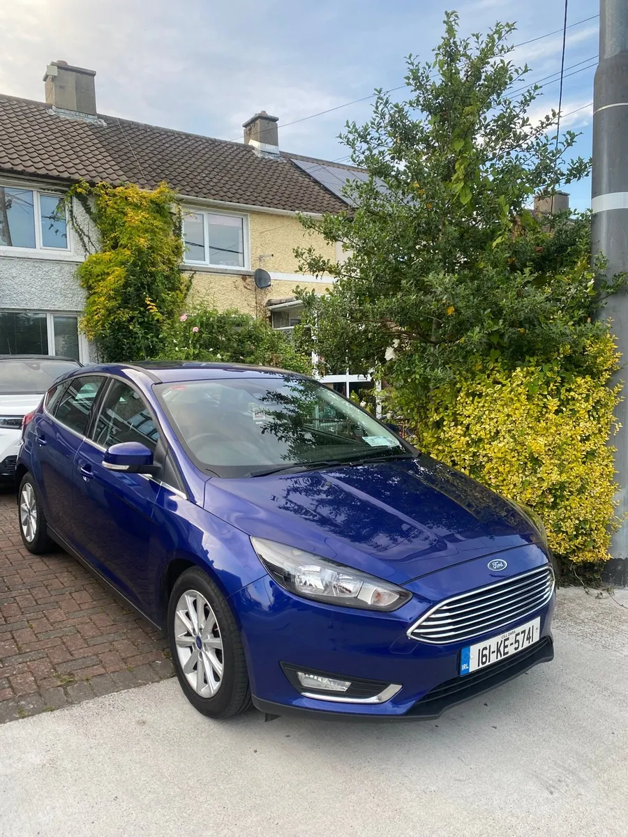 Ford Focus 2016 Blue - Image 1