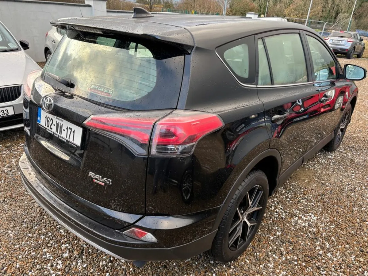 Toyota RAV4 2.0D 143 Luna Sport 178Km - Image 3