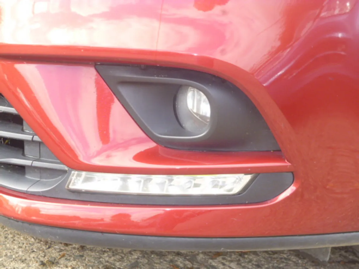 Renault Clio Dynamique Nav 0.9 litre 2019 - Image 4