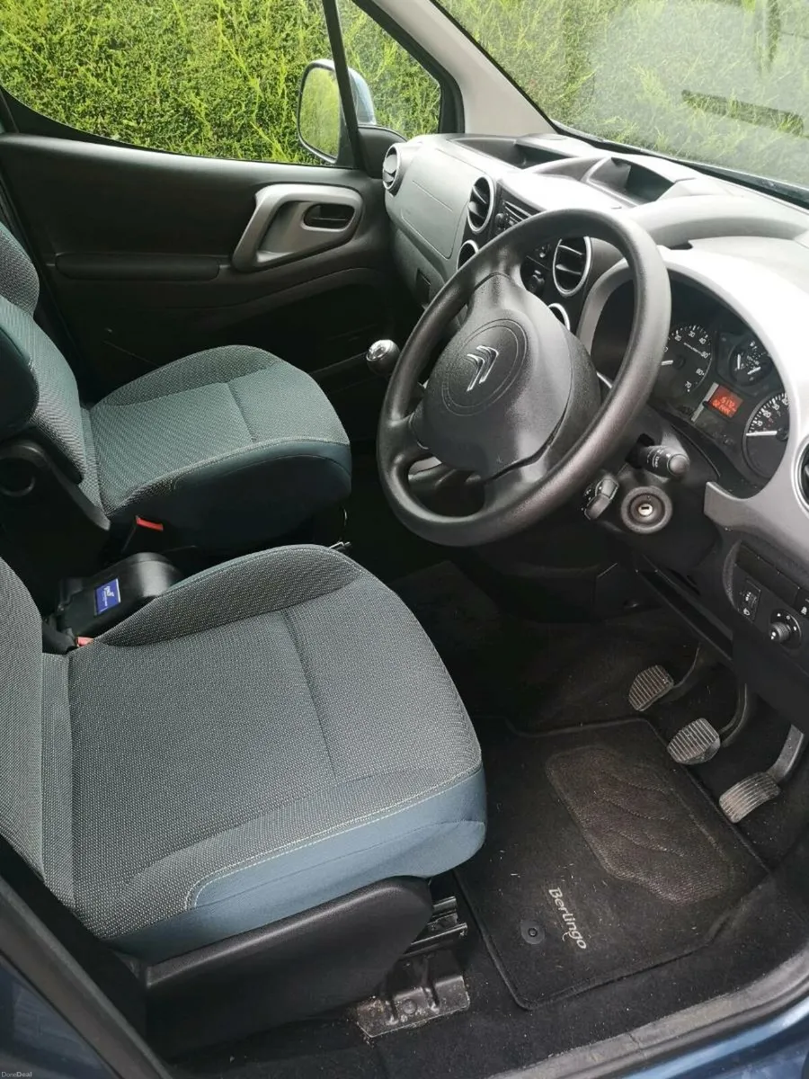 Citroen Berlingo Blaze - Wheelchair Accessible - Image 4