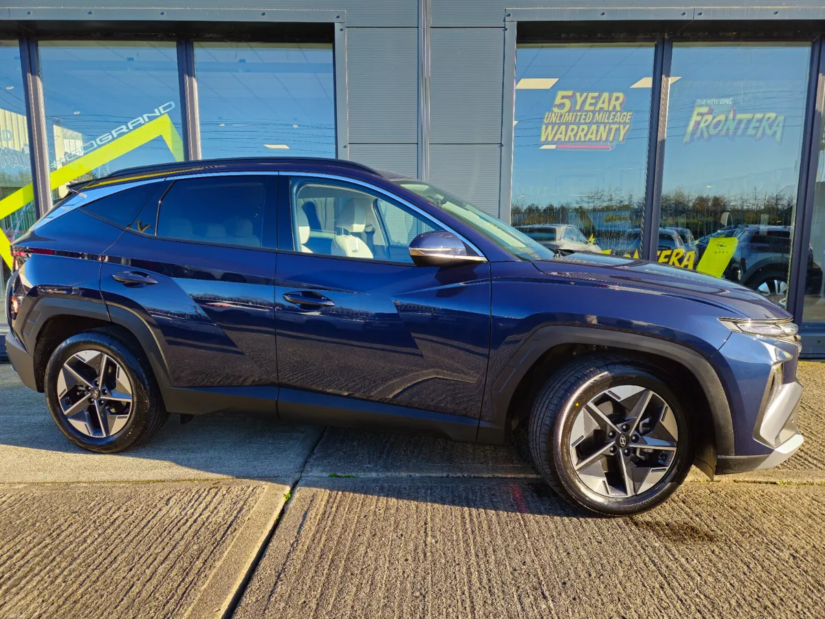 Hyundai Tucson EXECUTIVE - Image 3