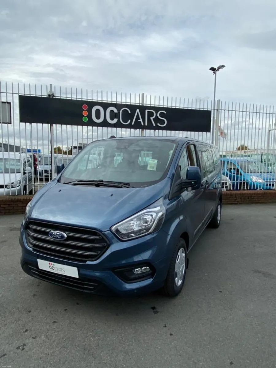 Wheelchair Accessible Taxi Ford Custom 9 Seats - Image 5