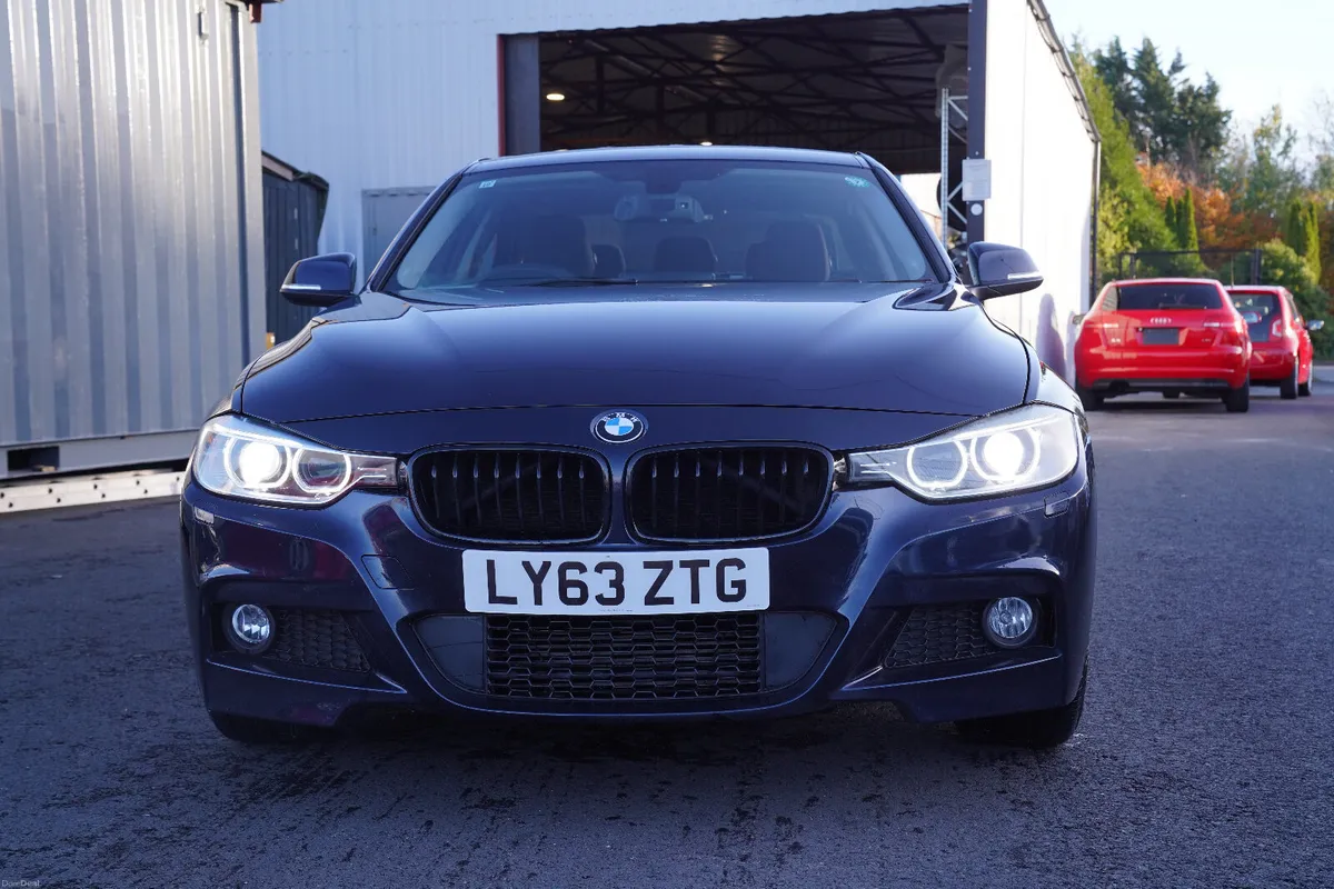 BMW 320D 2013 BLUE - Image 2
