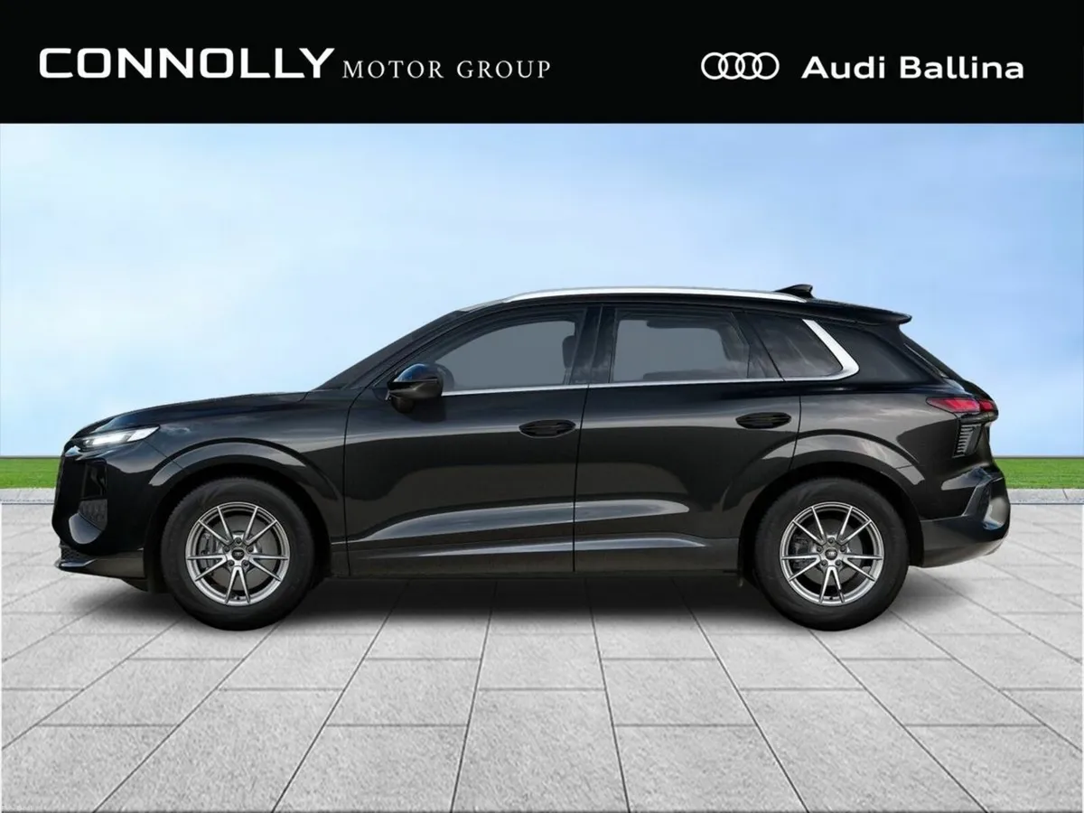 Audi Q3 SE TDI**Includes 3 services**TECH** - Image 3