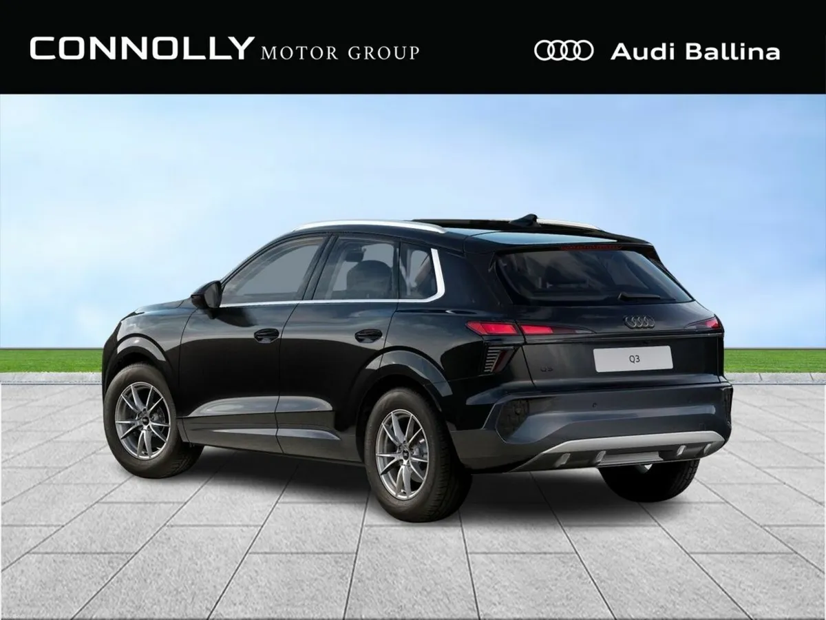 Audi Q3 SE TDI**Includes 3 services**TECH**COMFORT - Image 2