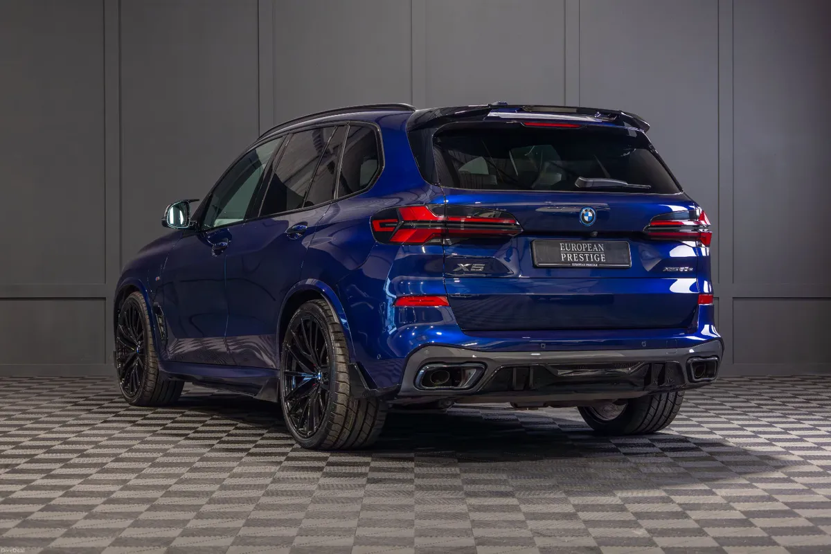 242 BMW X5 X-Drive 50e M-Sport - Image 4