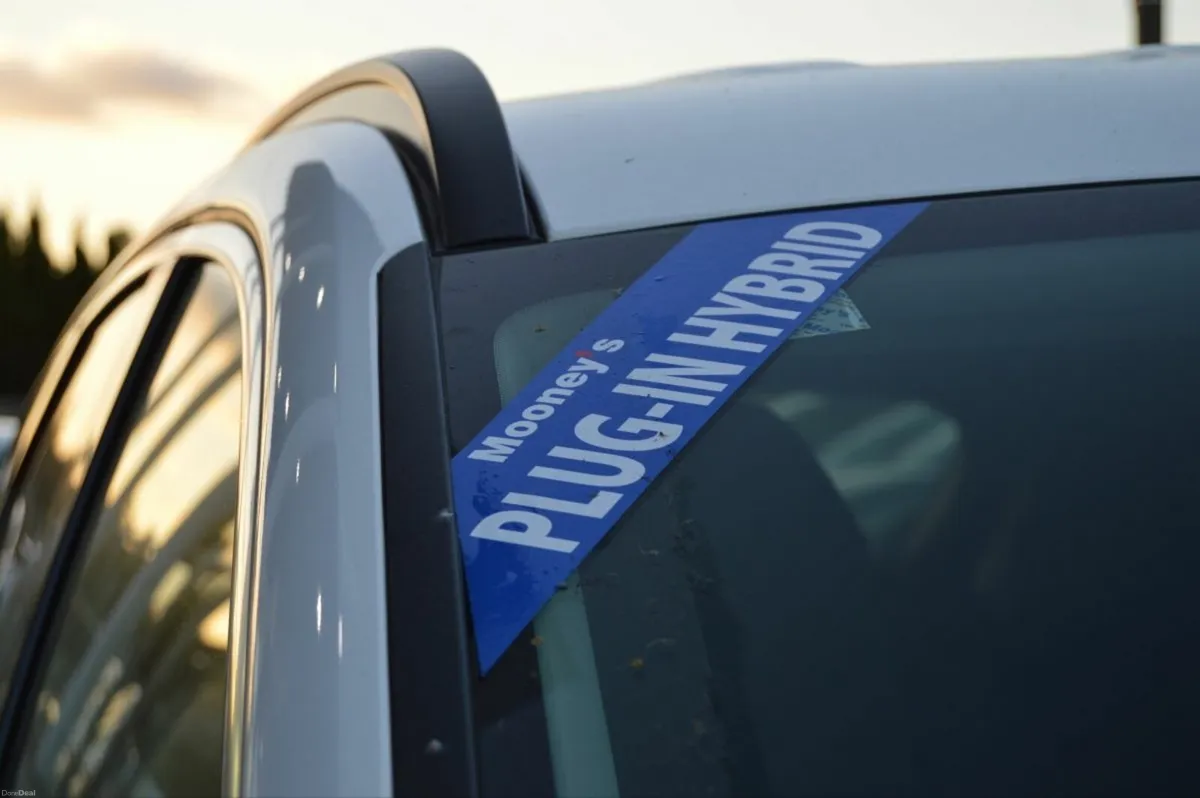 Hyundai Tucson 4WD Executive Plus PHEV Auto - Image 4